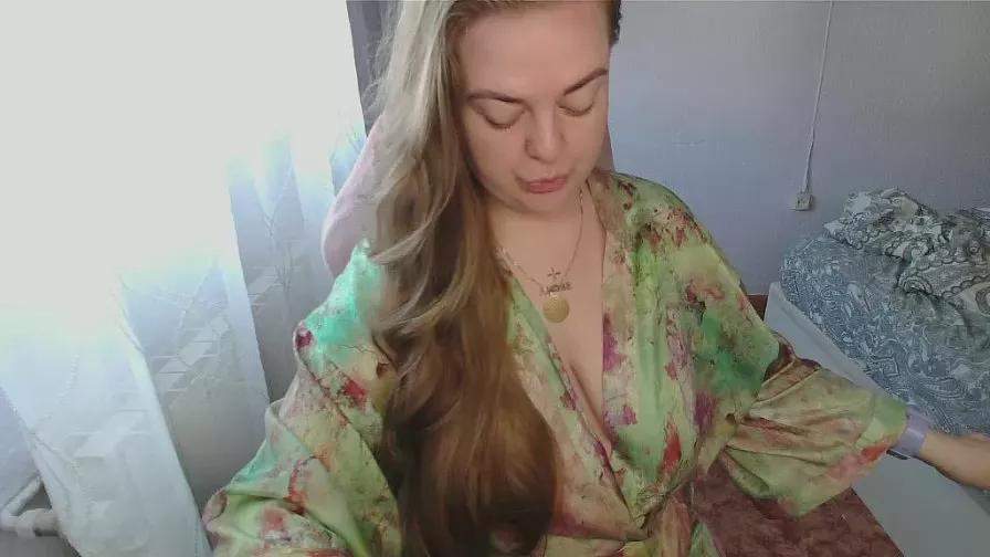 AmeliyaBerry on Cam4 