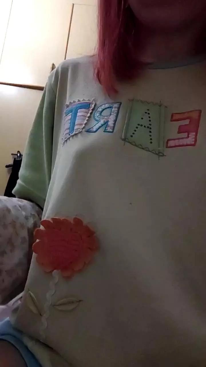 Annarellapika on Cam4 