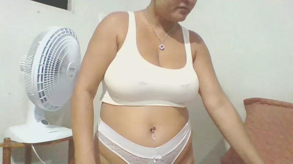 Anne_Moreninha on Cam4 