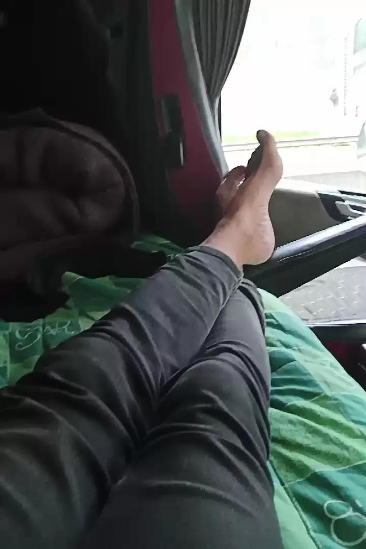 apem22 on Cam4 