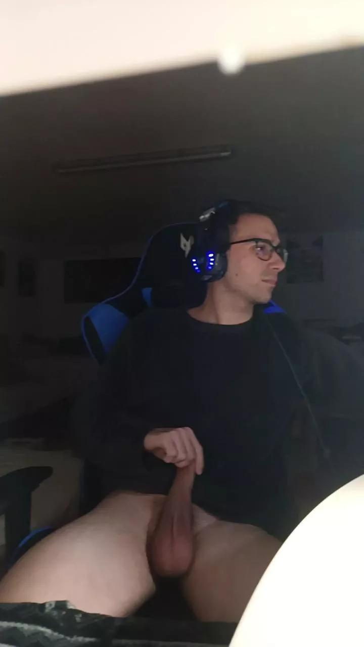 Arma11 on Cam4 