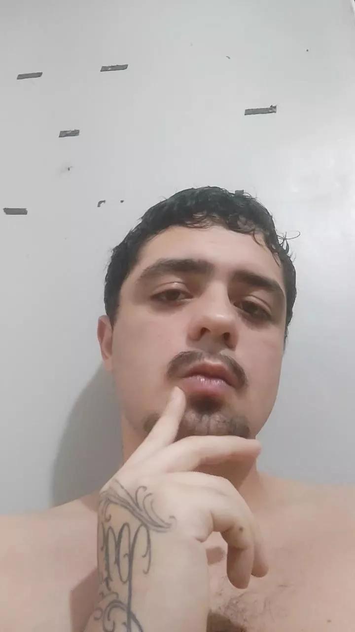 Artur520 on Cam4 
