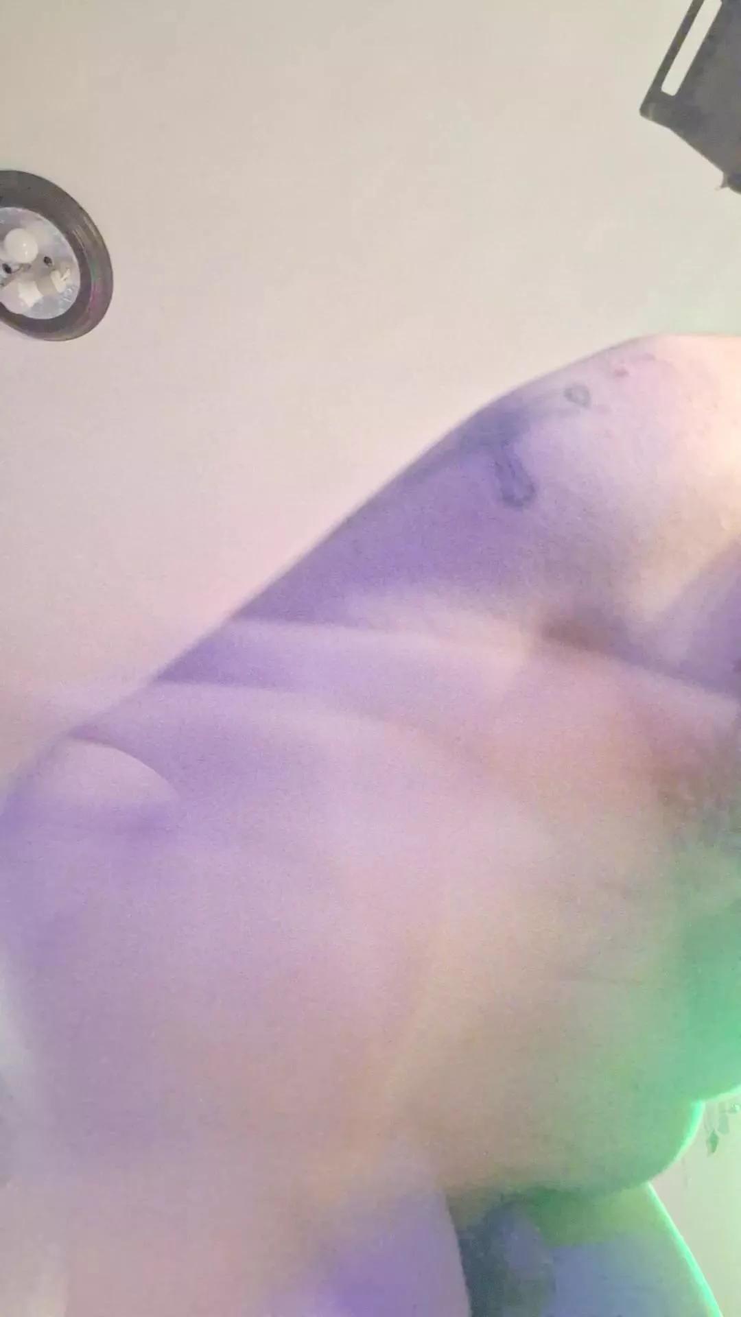 baby187bigdick1 on Cam4 