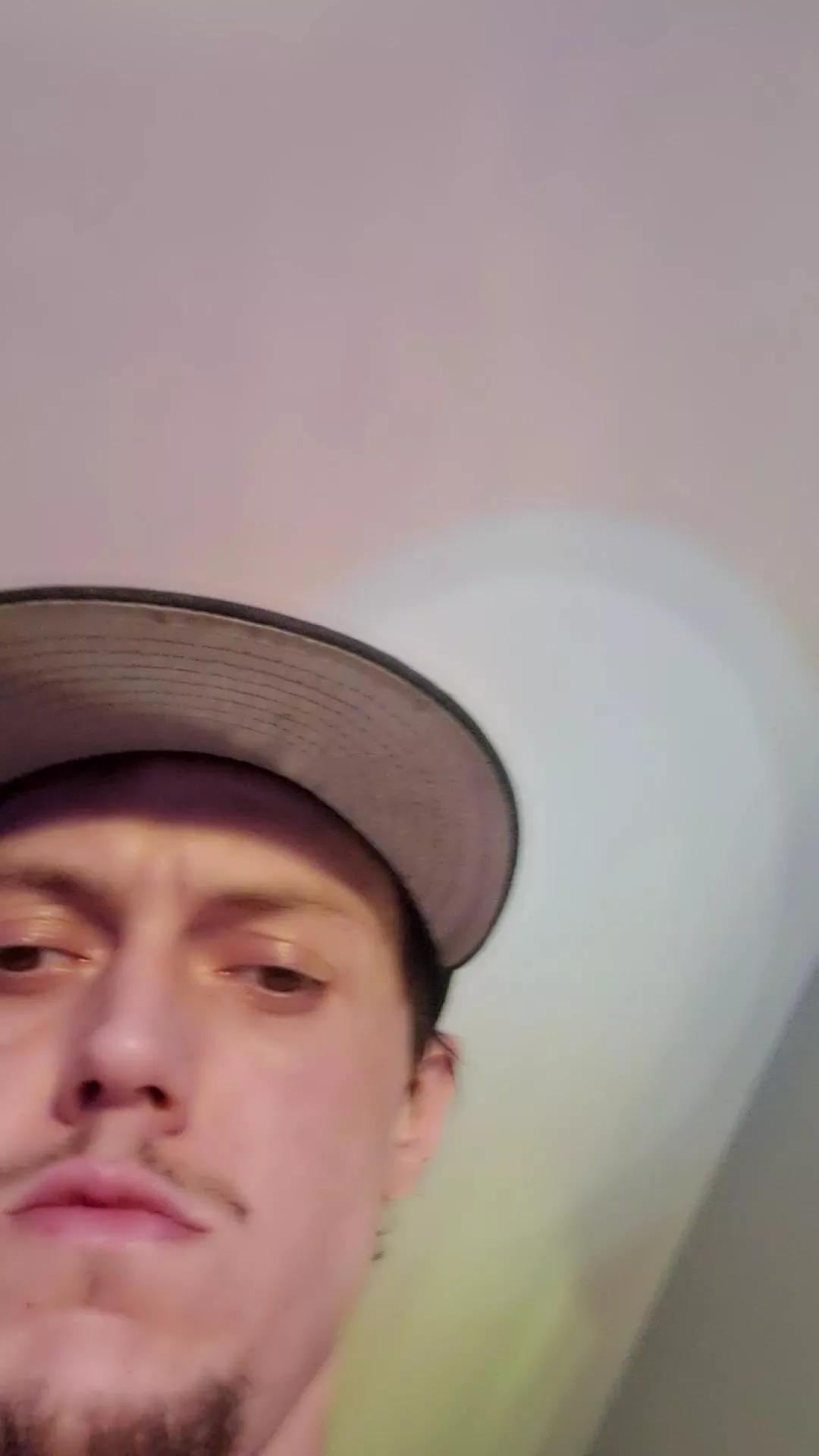 baby187bigdick1 on Cam4 