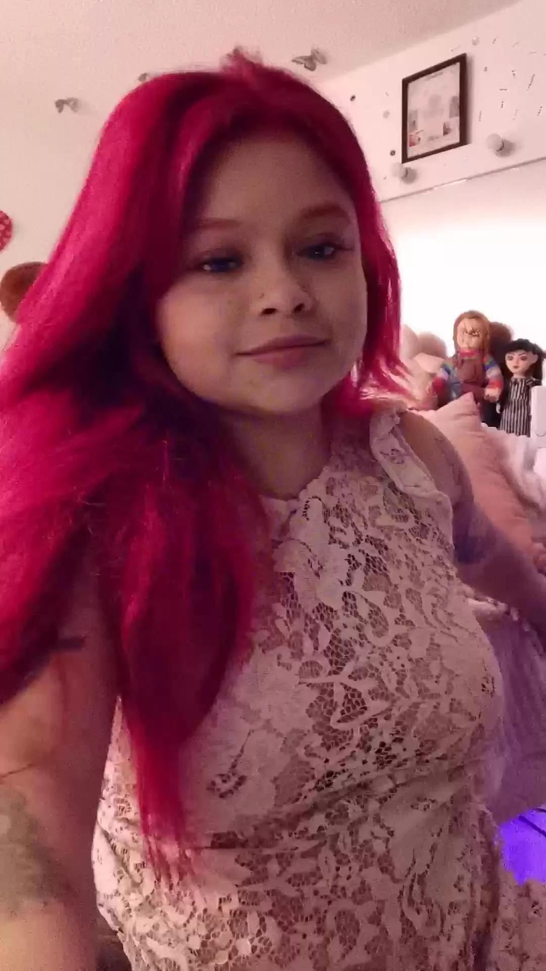 barbiee_doll on Cam4 