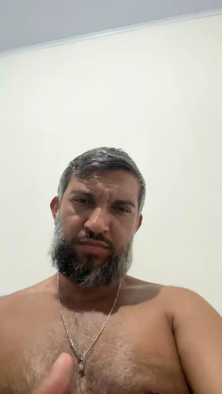 Barbudozscam on Cam4 