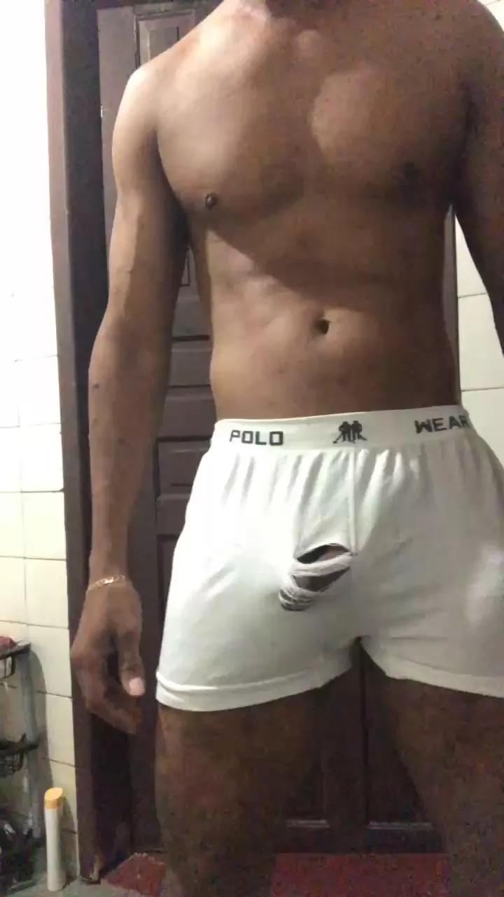 Batetoro on Cam4 