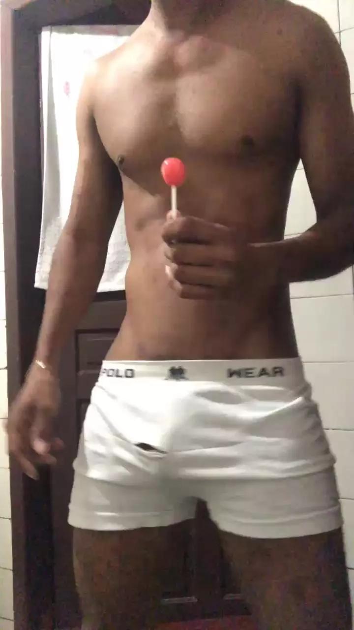 Batetoro on Cam4 
