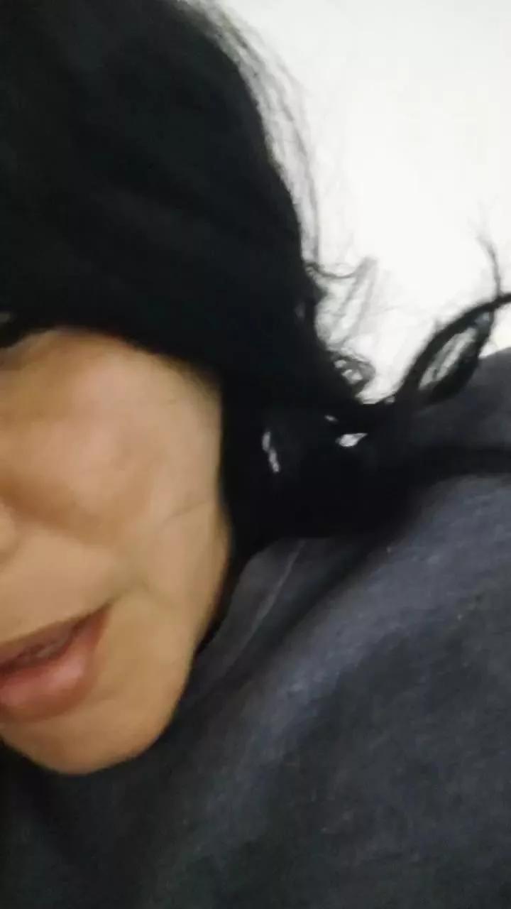 bebahot00 on Cam4 