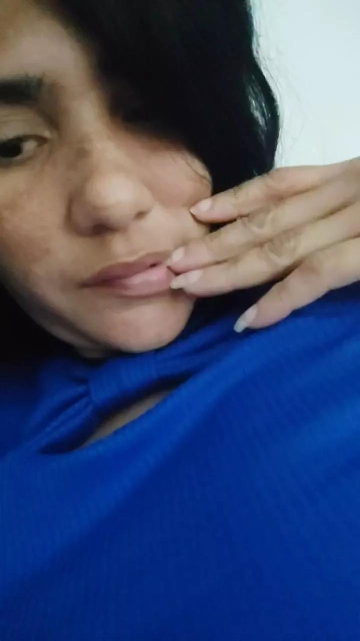 bebahot00 on Cam4 