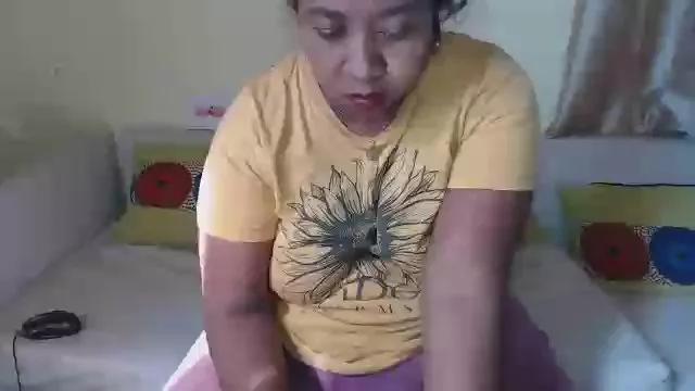 bellelinda on Cam4 