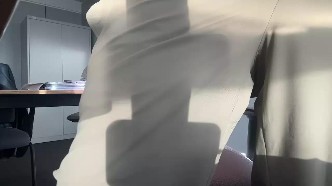 bitonkleo on Cam4 