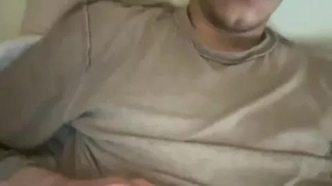 bomberino25 on Cam4 