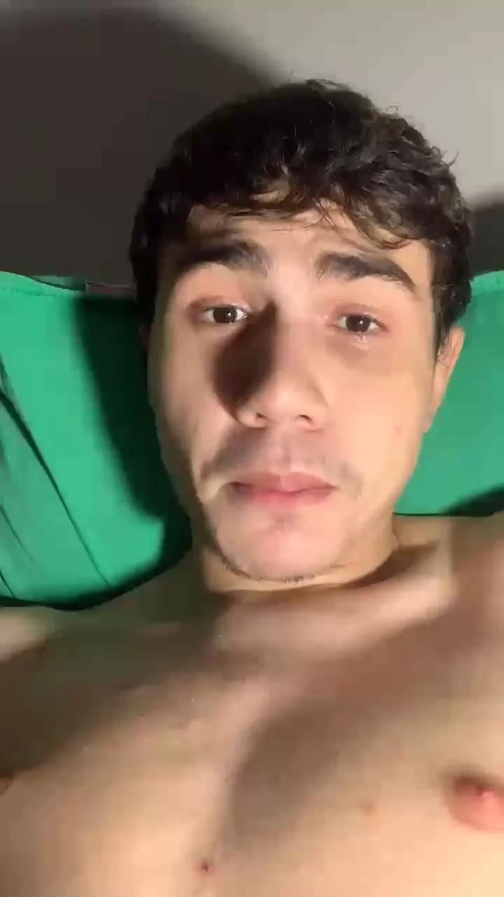 Carioca_Novinho on Cam4 