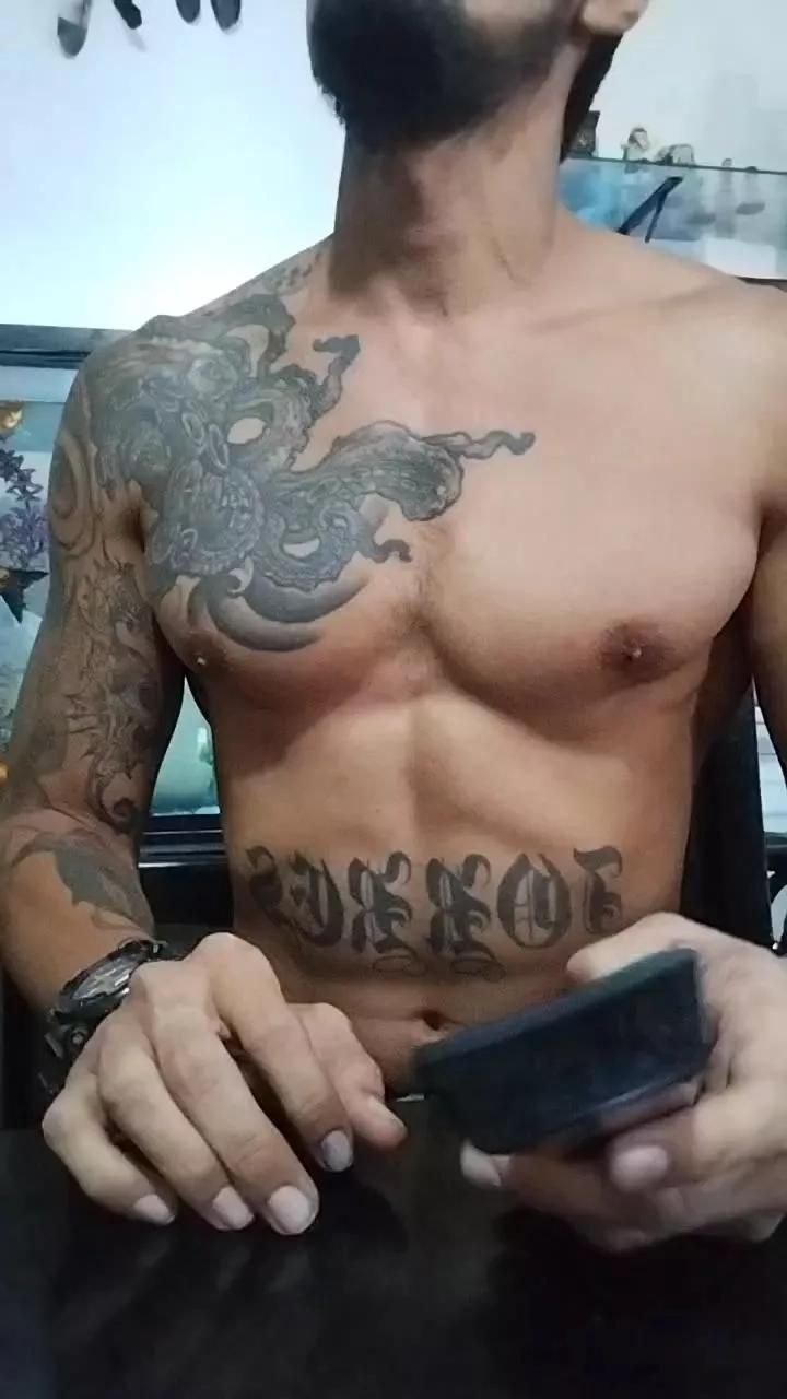 Chacalon090 on Cam4 