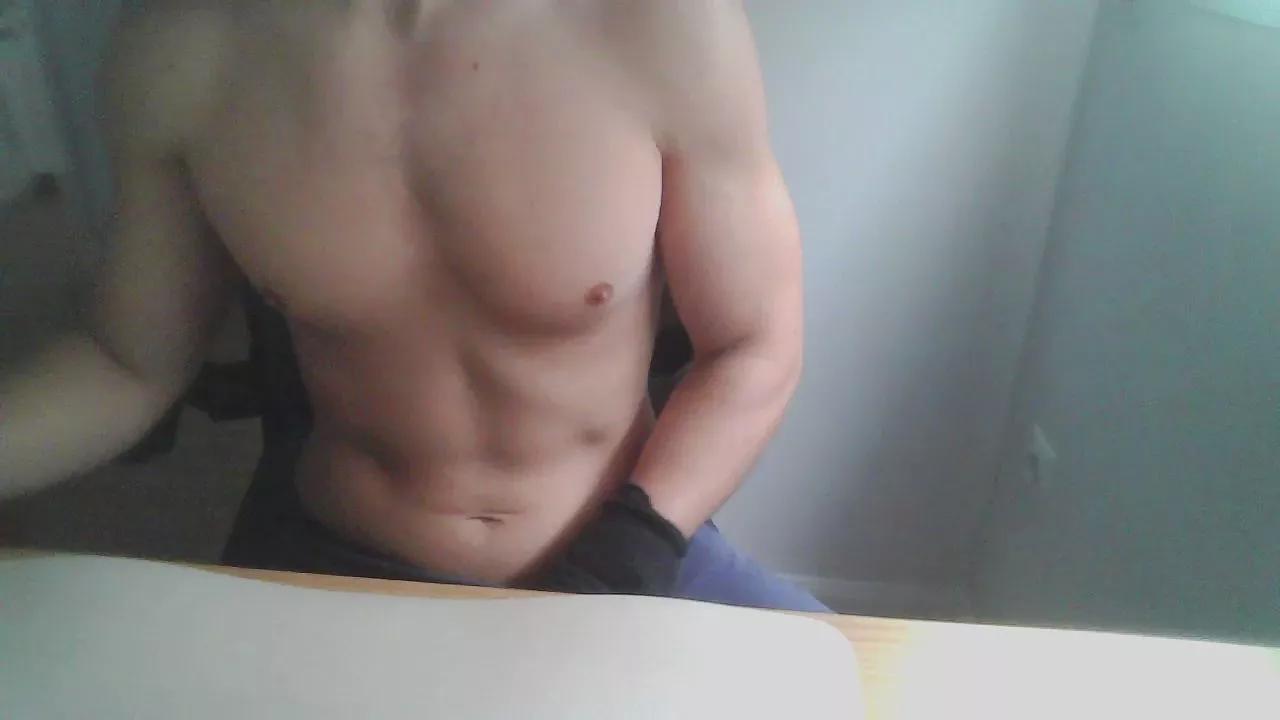 chicojovenes on Cam4 