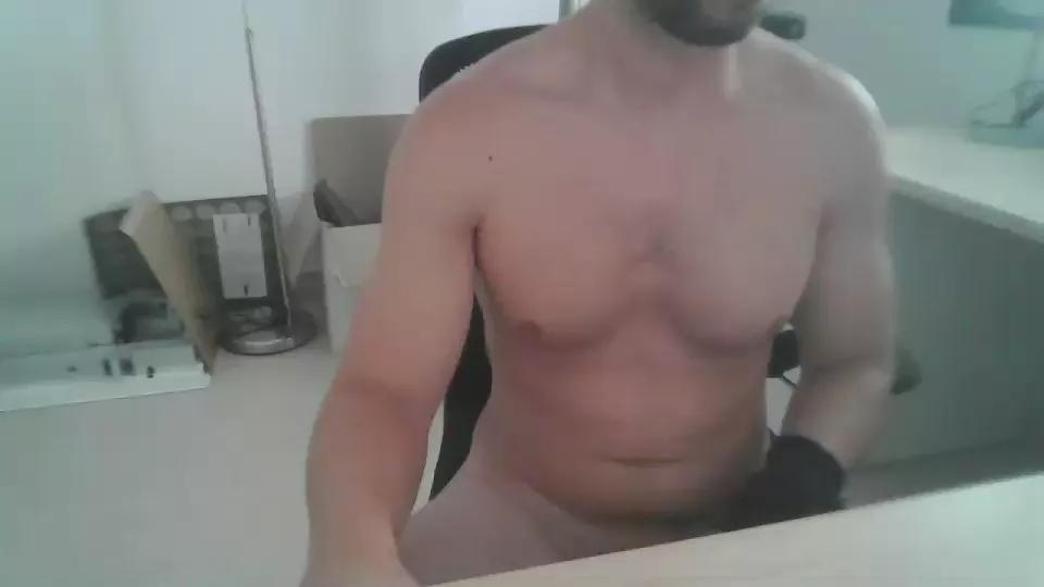 chicojovenes on Cam4 