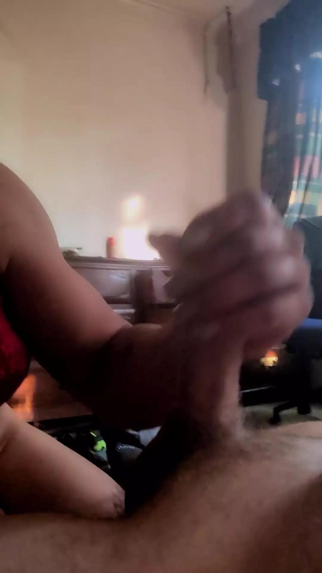 Chillifrog86 on Cam4 