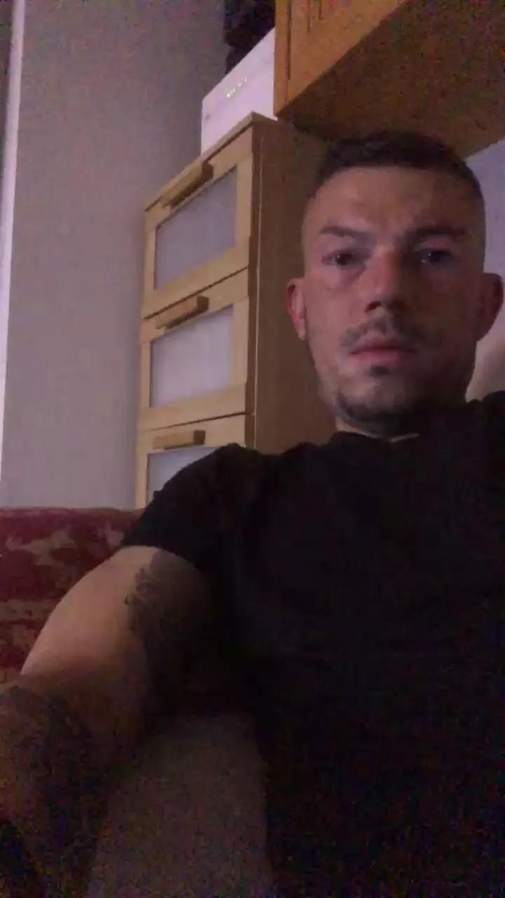 chrys29911 on Cam4 