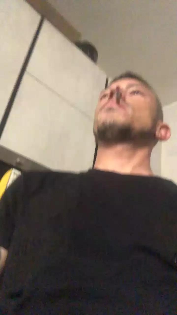 chrys29911 on Cam4 