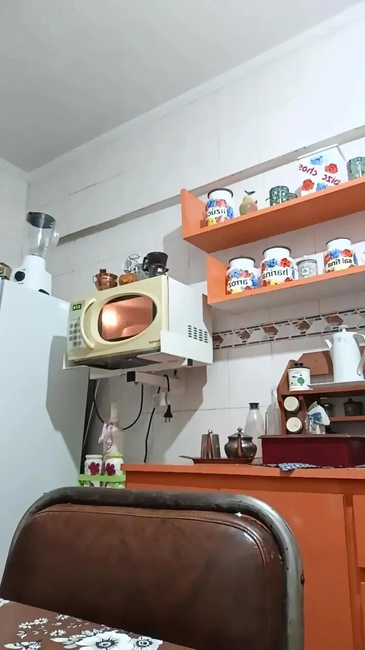 Cleoo333 — Freechat on Cam4