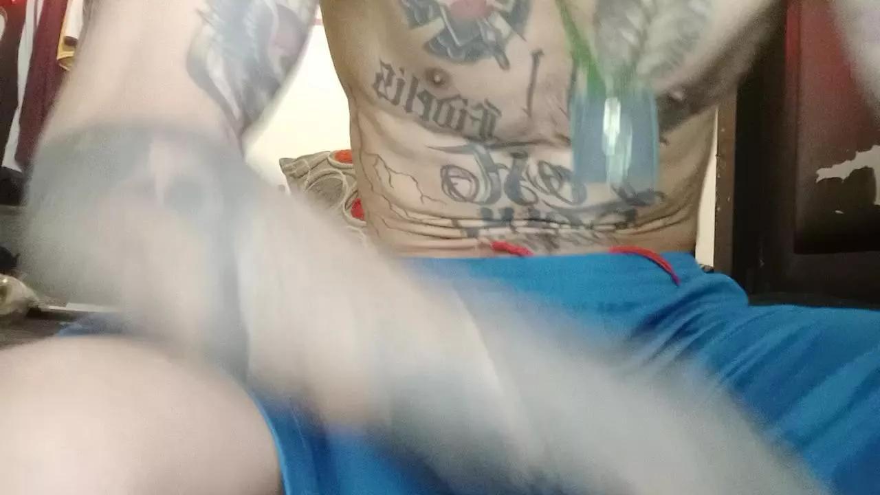 cruzito82 on Cam4 