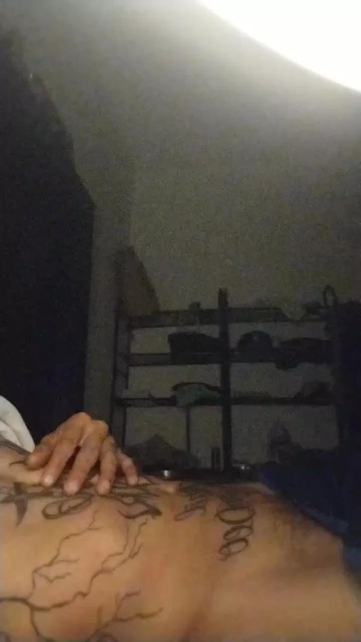 cruzito82 on Cam4 