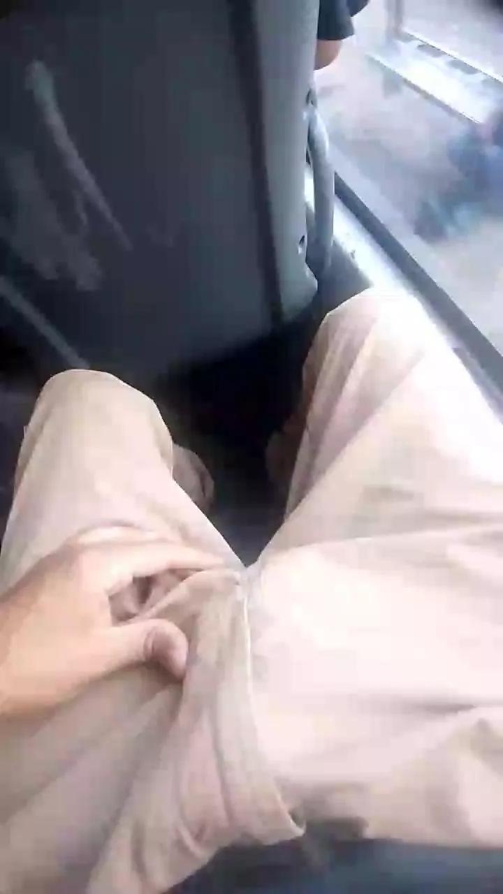 DeBombonnomas on Cam4 
