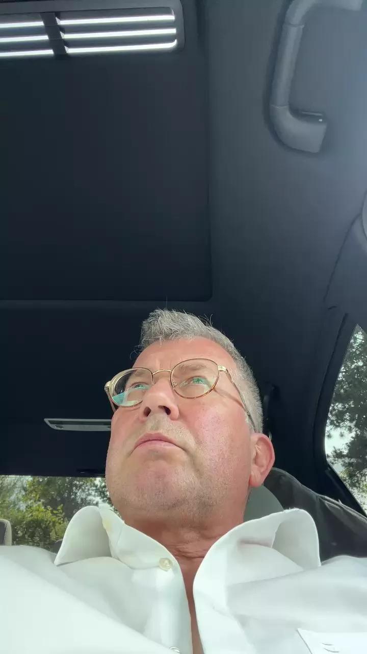Dezslaaf on Cam4 