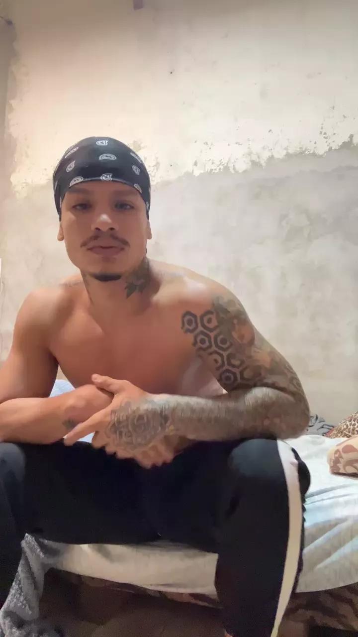 Dobromx on Cam4 