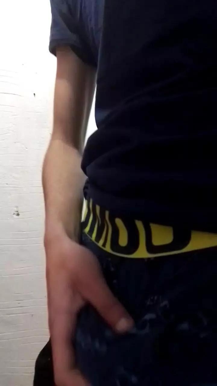 Dylan0718 on Cam4 