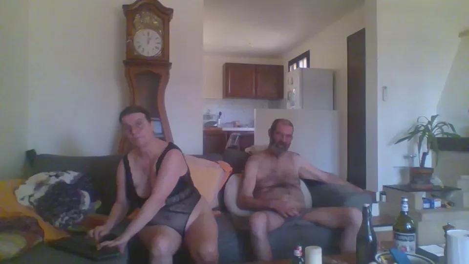 Emma84360 on Cam4 
