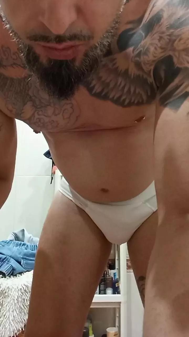 Erick_69_sex on Cam4 