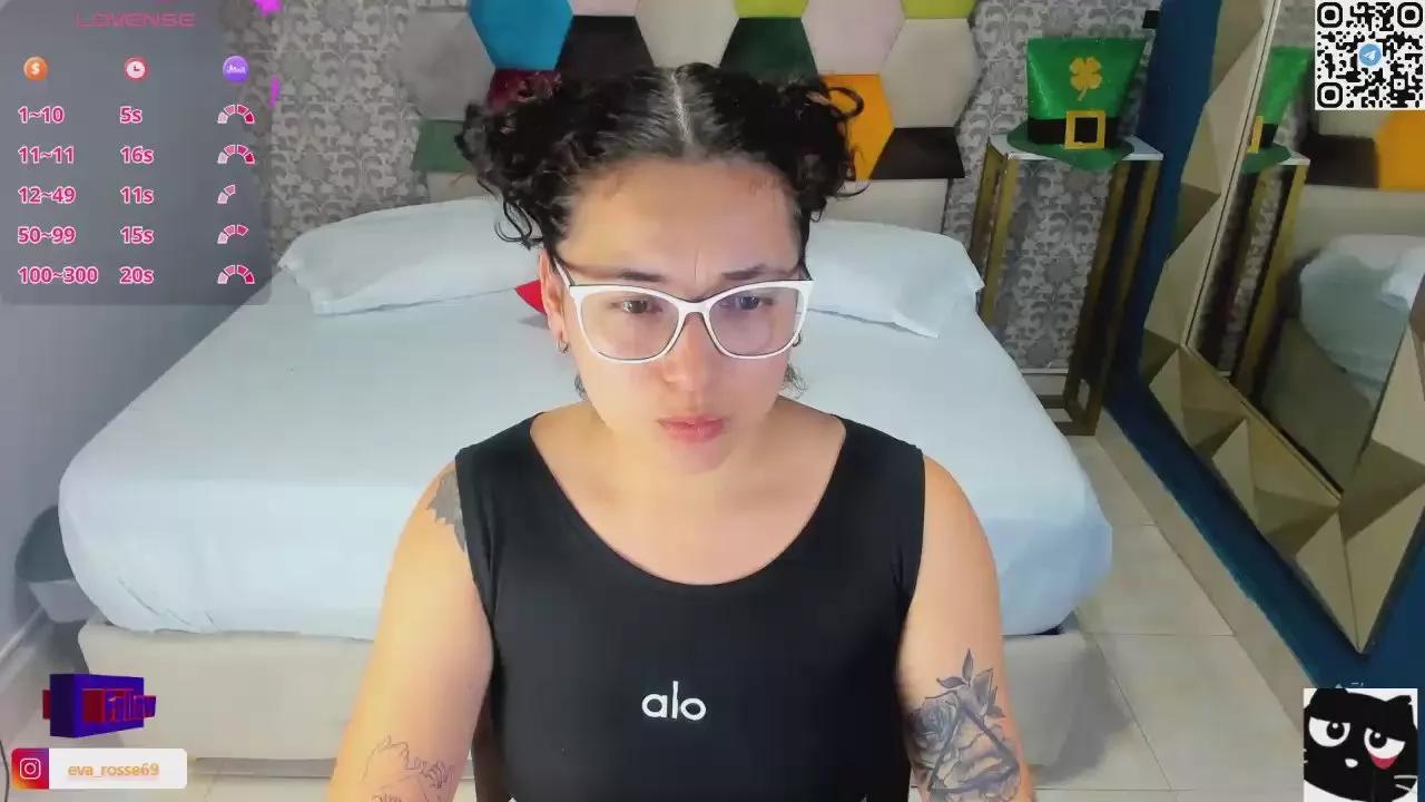 eva_rosse69 on Cam4 