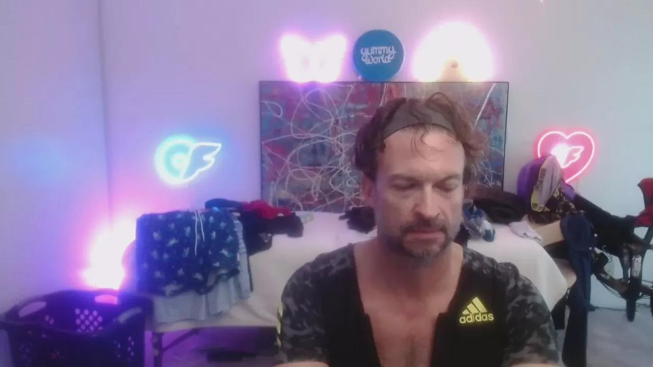 exhibitthis on Cam4 