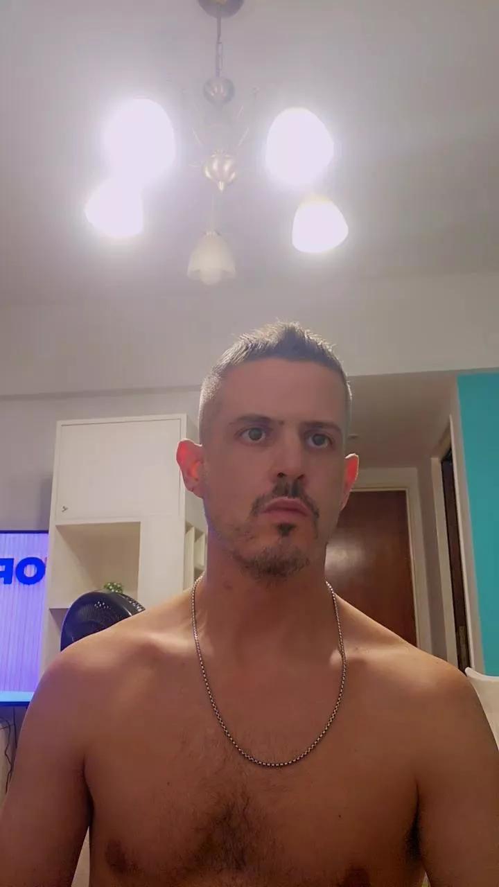 fernandonic on Cam4 