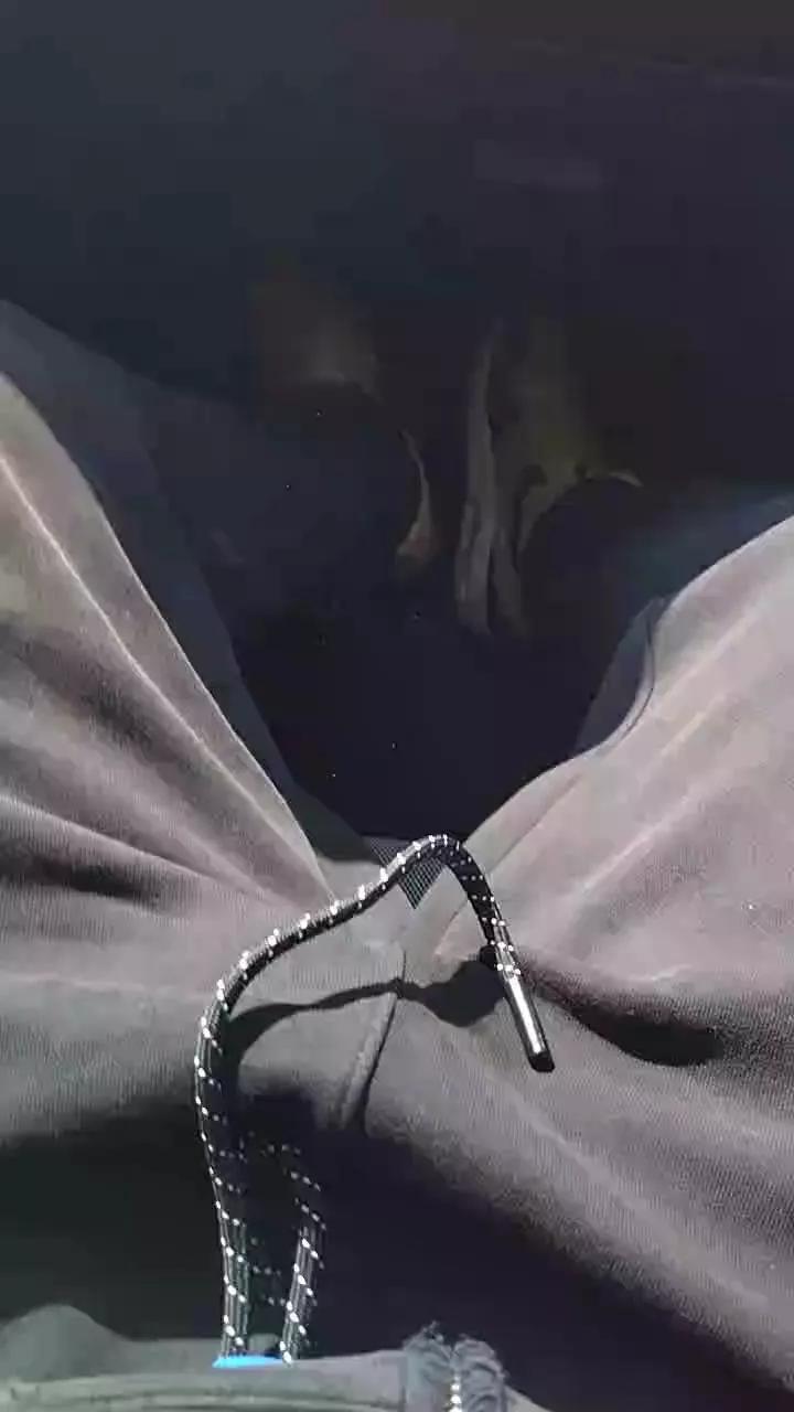 Footjobest60 on Cam4 