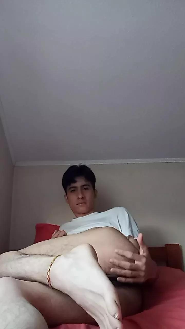 francisboyhot on Cam4 