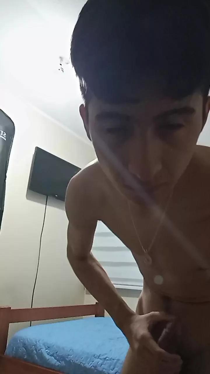 francisboyhot on Cam4 