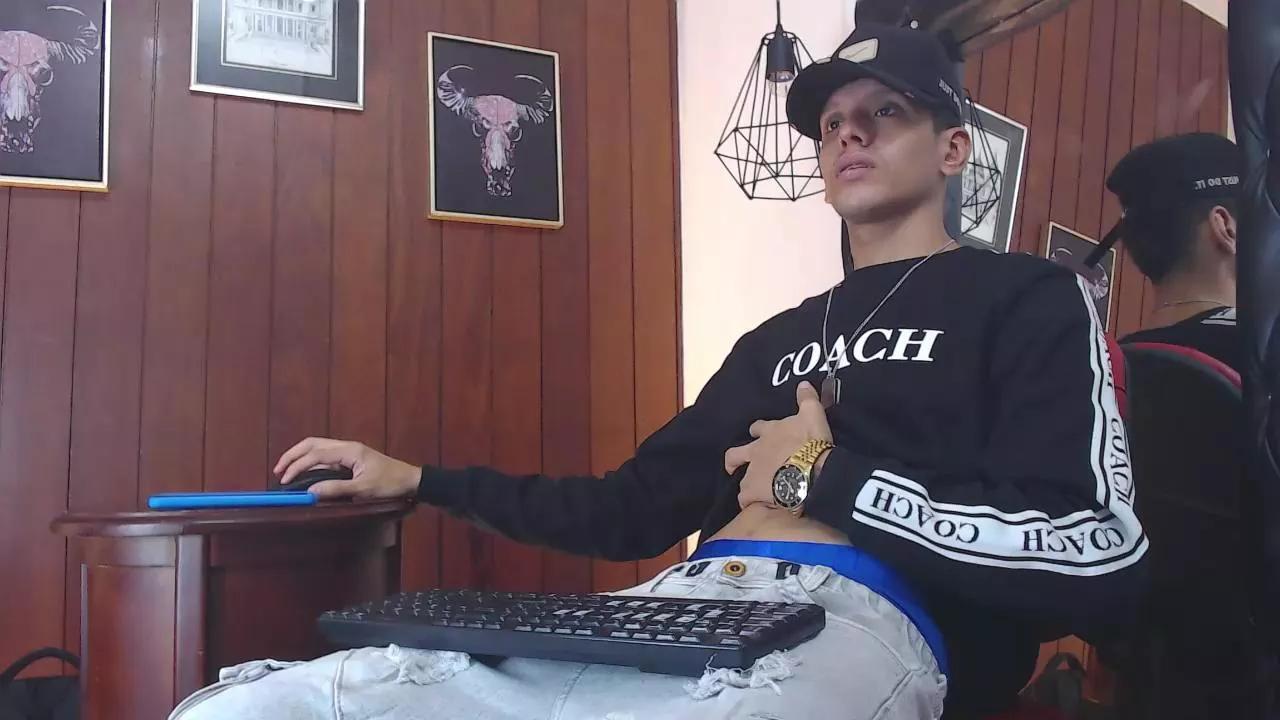 GaboReyes on Cam4 