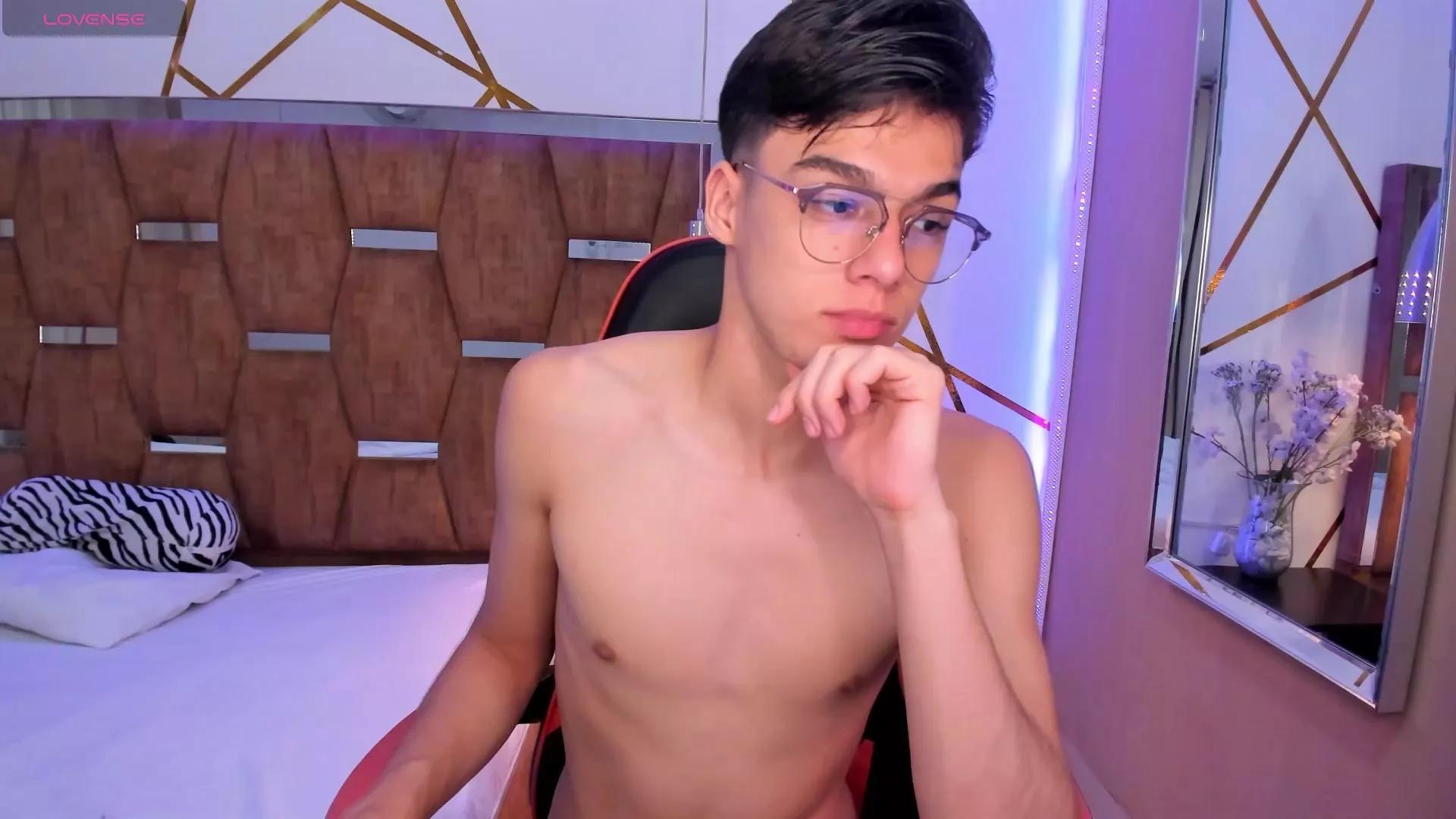Gerony on Cam4 
