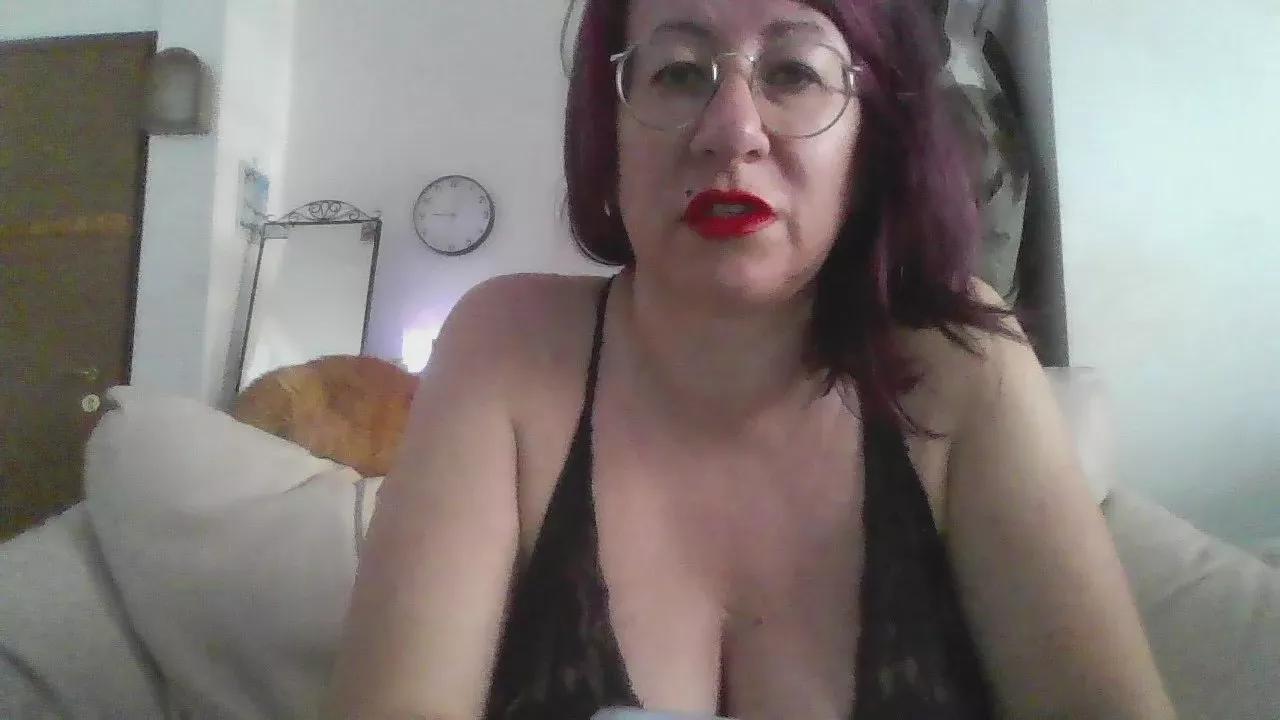 ginnygi on Cam4 