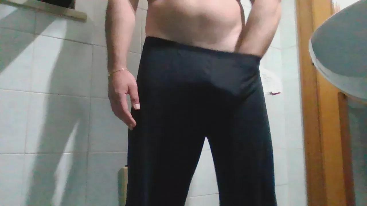 giovan2020 on Cam4 