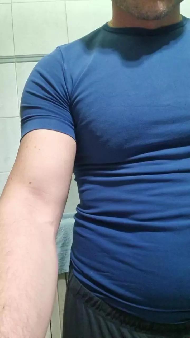 giovan2020 on Cam4 