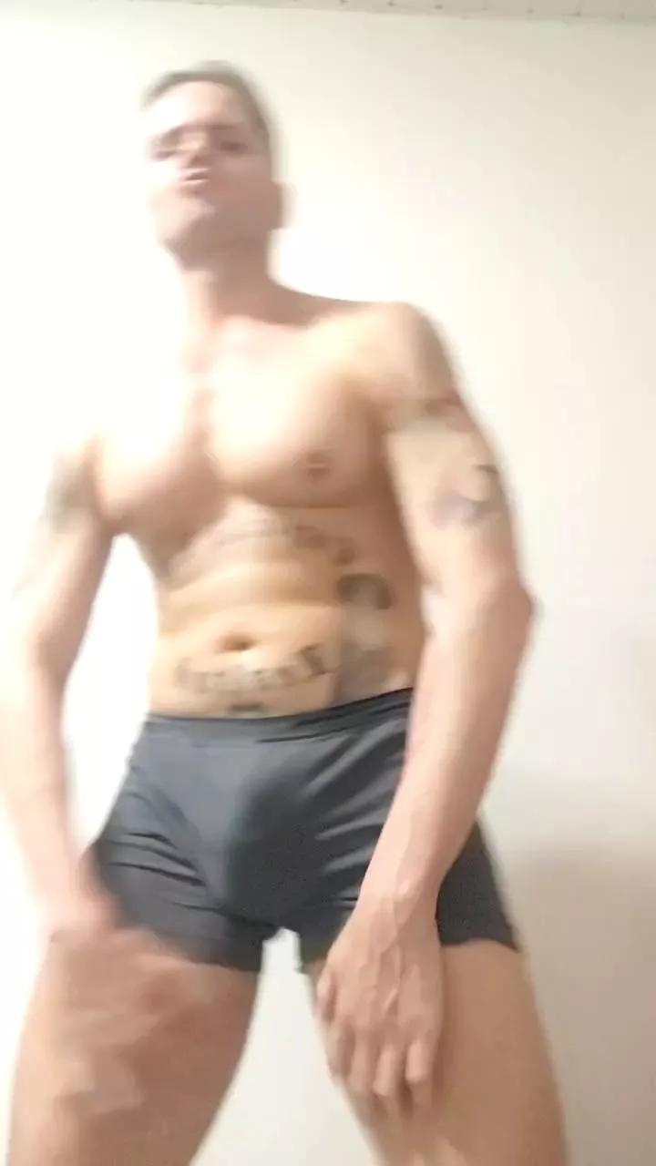 Giricotta on Cam4 