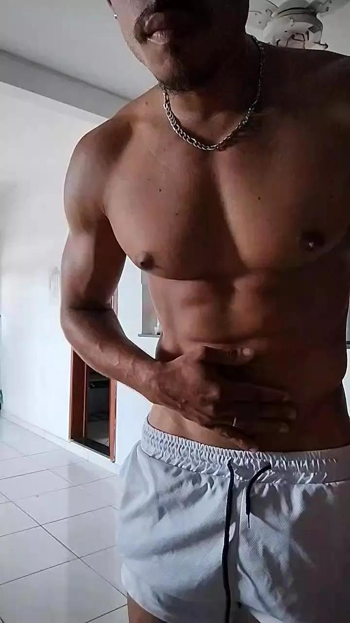 Gm20cm on Cam4 