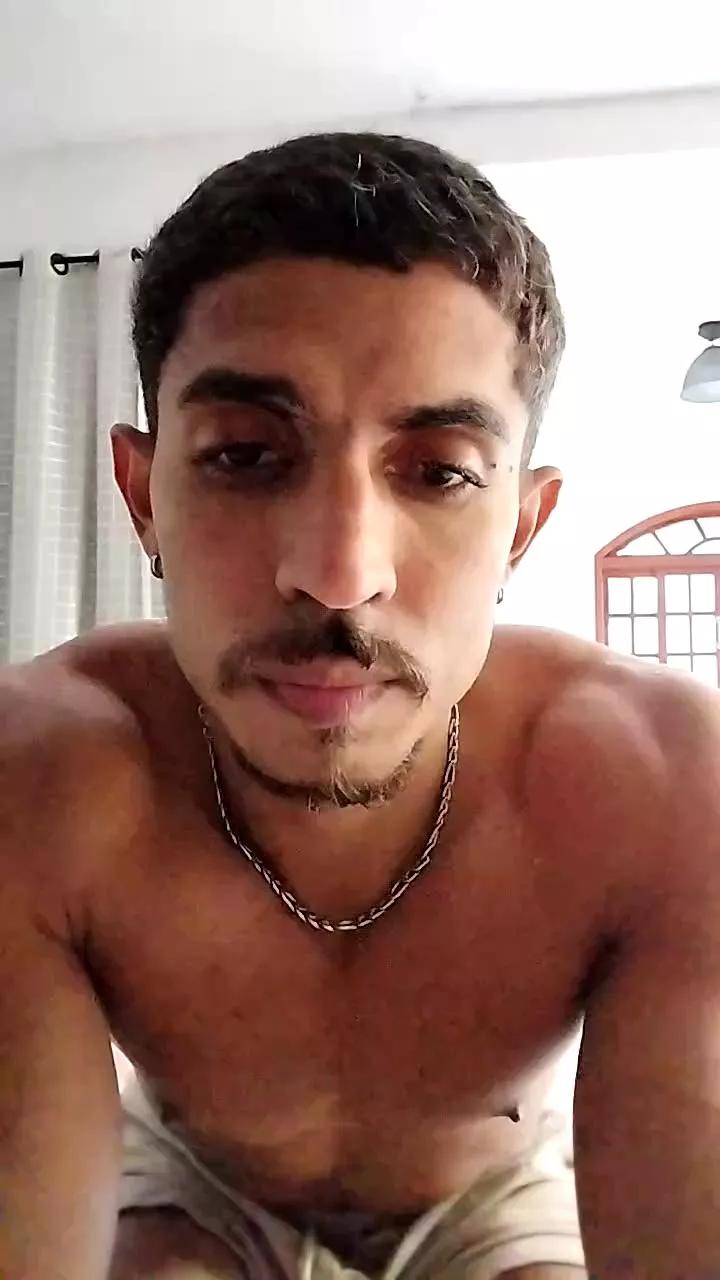 Gm20cm on Cam4 