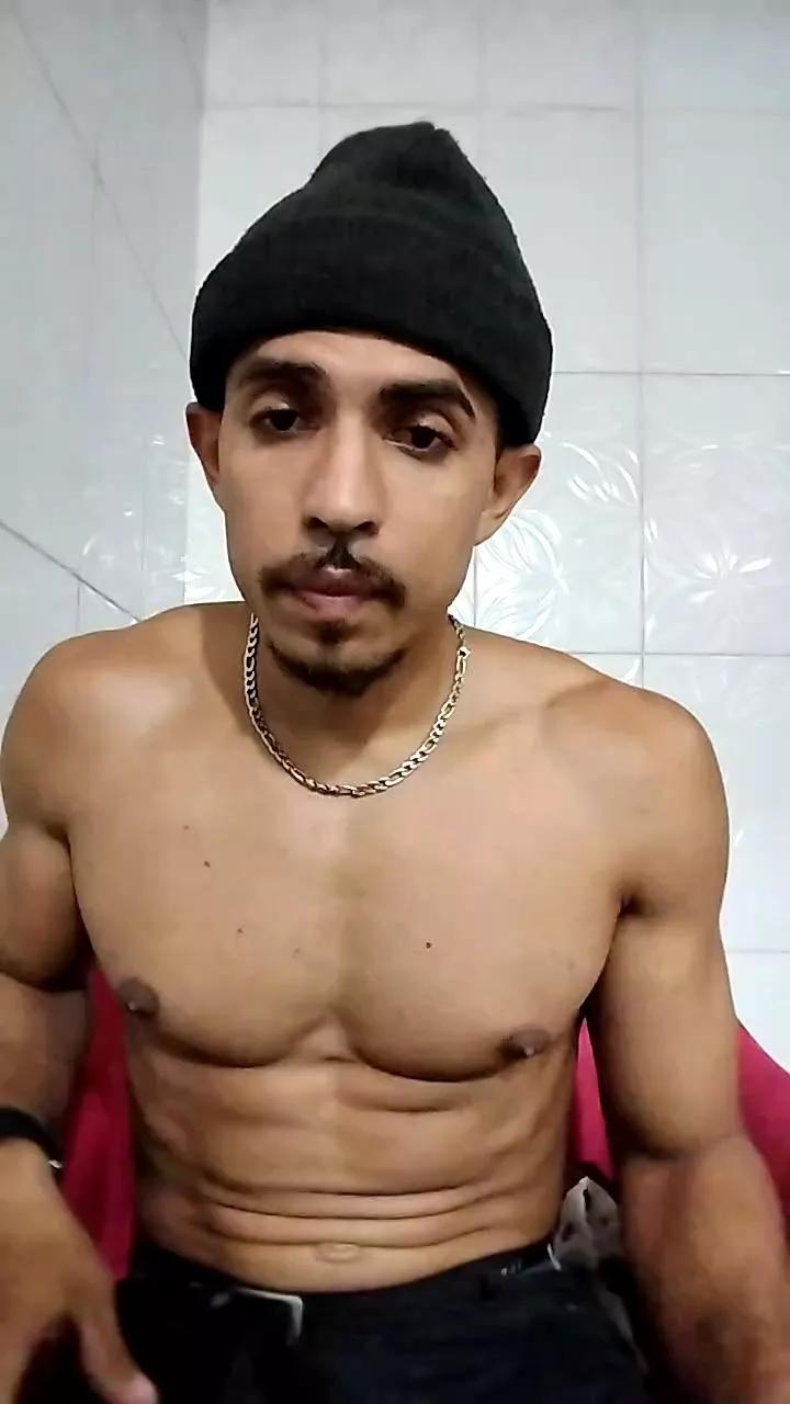 Gm20cm on Cam4 