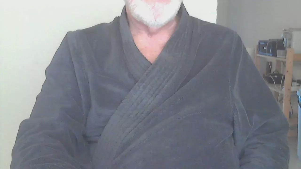 hairybull on Cam4 