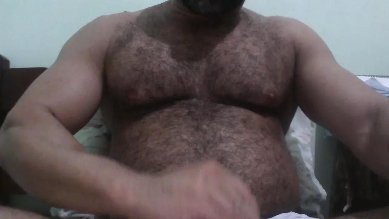 hairynhotguy on Cam4 